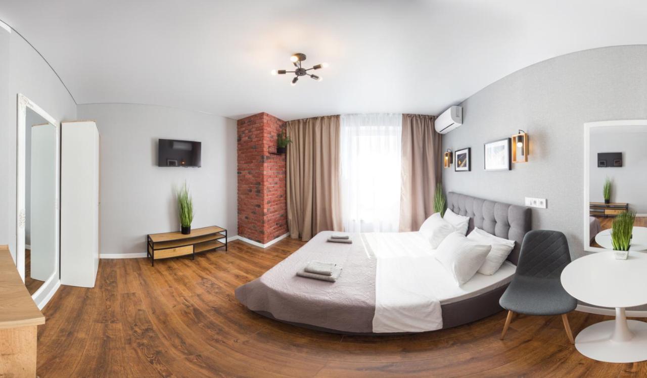 Studio With An Amazing View Kharkiv Bagian luar foto